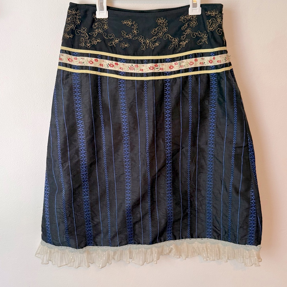 Snak Skirt